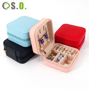 Boîte de rangement de bijoux de voyage en cuir PU élégante et portable, sur mesure, de haute qualité, pour boucles d'oreilles, colliers et bagues - Product Image 1