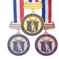 Medalla Personalizada de Aleación de Zinc Fundida a Presión en 3D, Emblema de Escudo Esmaltado en Oro, Plata y Bronce con Cinta, Recuerdo de Graduación Universitaria