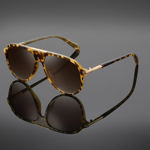 Gafas de Sol Extra Grandes Estilo Retro, Unisex, Montura de PC, Protección UV400, para Conducir y Actividades al Aire Libre - Product Image 3