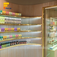 Aménagement intérieur moderne de pharmacie, vitrine de pharmacie, présentoir de pharmacie, étagères de présentation de médicaments