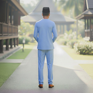 TELUK BELANG Malaysia SIPO Tenue traditionnelle à col mandarin bleu clair pour <span class=keywords><strong>homme</strong></span> avec chapeau noir, chaussures marron - Product Image 3