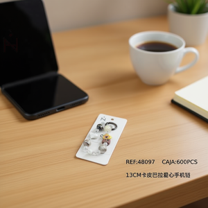 Ciondolo per telefono Kapibala Heart da 13 cm con perline e ciondolo a forma di orsetto per decorazioni mobili - Product Image 2