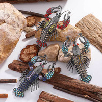 Broche homard écrevisse en pierre de cristal avec queue mobile vie marine crevette langouste bermuda homard broche unisexe en métal