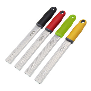 Zesteur de citron <span class=keywords><strong>et</strong></span> râpe à fromage au parmesan, au citron, au gingembre, aux <span class=keywords><strong>fruits</strong></span>-Lame <span class=keywords><strong>en</strong></span> acier inoxydable tranchante + couvercle de protection - Product Image 1