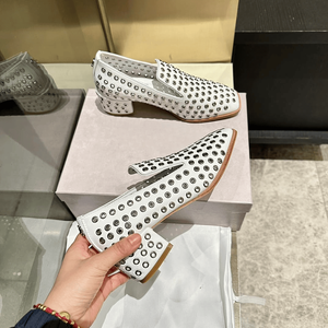 Chaussures Jimmy tendance et élégantes en cuir de haute qualité avec œillets métalliques, respirantes et respectueuses de la peau - Product Image 4