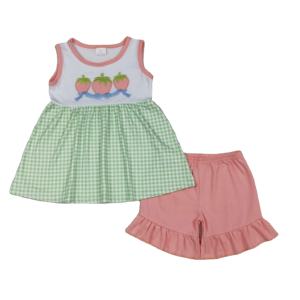 GSSO2981 RTS Venta al por Mayor Conjunto de Verano para Niña Pequeña con Bordado de Fresa Rosa, Conjunto Infantil sin Mangas, Conjunto a Cuadros Verde - Product Image 1