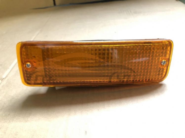 Toyota Hilux RN55-65 1984-1988 Indicator Lamp Yellow 81520-89125