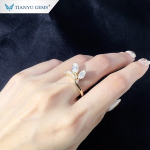 Tianyu Gems 14k/18k véritable or jaune bande de fiançailles Marquise coupe incolore Moissanite mariage dames bague - Product Image 5