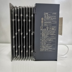 Amplificateur servo AC Mitsubishi Electric MR-JE-70B 3Ph200-240V 50/60Hz pour servomoteurs fabriqués en Chine - Product Image 4