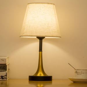 Lampe de table LED simple et personnalisée pour chambre à coucher, hôtels et maisons d'hôtes, à intensité variable avec télécommande, lumière chaude pour l'alimentation des bébés - Product Image 5