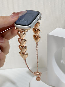 Correa de reloj de metal en forma de corazón de 38 40 41 42 44 45 49 mm, plateada, oro rosa, chapada en metal, para Apple Watch. - Product Image 5