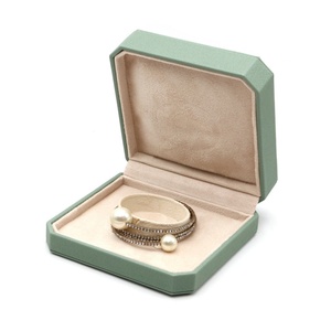 Suede and Velvet Luxury Jewelry Box Hot Selling Green Custom Personal logo Jewelry Packaging Box Pu Leather Jewelry Set Box - Product Image 6