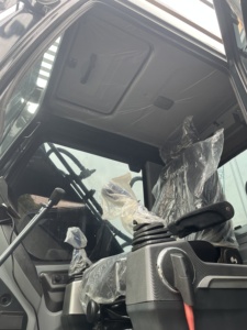 รถขุดมือสอง Hyundai HX220HD พร้อมบุ้งกี๋ขุดขนาด 0.32 เมตร น้ำหนักใช้งาน 20 ตัน เครื่องยนต์ Hitachi ปั๊มไฮดรอลิก Doosan - Product Image 6
