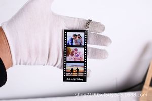 <span class=keywords><strong>Porte</strong></span>-<span class=keywords><strong>clés</strong></span> personnalisable en acrylique style film, idéal pour les ventes transfrontalières, avec texte et photo personnalisés DIY - Product Image 6
