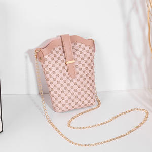 Sac à bandoulière minimaliste en cuir imprimé pour femme, mini sac à main tendance en cuir PU pour téléphone portable à prix avantageux - Product Image 3