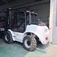Chariot élévateur tout-terrain diesel 4x4 de 3,5 tonnes, certifié CE EPA Euro V, chariot élévateur tout-terrain pour la construction et l'agriculture