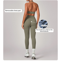Nouveaux ensembles de sport pour femmes : Soutien-gorge de sport respirant sans dos avec logo personnalisé sur le devant et leggings taille haute effet push-up pour le yoga