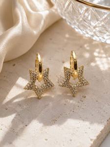 Orecchini a Cerchio con Stella Placcati in Oro con Cristalli e Strass, Alla Moda per Uso Quotidiano Femminile - Product Image 3