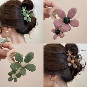 <span class=keywords><strong>Pince</strong></span> à Cheveux Fleur Coréenne Élégante et Tendance pour Femmes et Filles – Grande <span class=keywords><strong>Pince</strong></span> Requin Florale – Accessoire de Mode pour Cheveux – Fournisseur d'Usine - Product Image 2