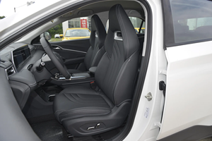 Nezha U <span class=keywords><strong>2022</strong></span> Pro SUV Eléctrico Puro, Autonomía NEDC 400km, Motor 100-150kW, 200-300Nm, Batería Ternaria 50-70kWh, 18000km Usado, EV United - Product Image 6