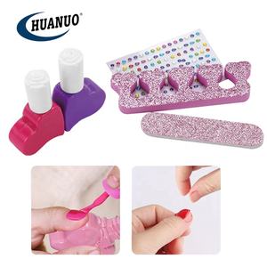 Produits de <span class=keywords><strong>maquillage</strong></span> de beauté pour filles, <span class=keywords><strong>jeu</strong></span> de jouets, Kit cosmétique pour enfants, ensemble de cosmétiques pour bébé avec sac à main - Product Image 3