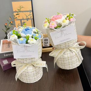 <span class=keywords><strong>Bouquet</strong></span> <span class=keywords><strong>de</strong></span> roses artificielles modernes faites à la main <span class=keywords><strong>de</strong></span> haute qualité, couleur personnalisée pour mariage, Noël, Nouvel An chinois, décoration <span class=keywords><strong>de</strong></span> la maison - Product Image 6