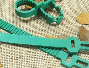 Adjustable Interlock Gardening <strong>Tree</strong> <strong>Ties</strong> Garden Products Soft Flexible <strong>Rubber</strong> Chain Lock <strong>Tree</strong> <strong>Ties</strong> - Product Image 2