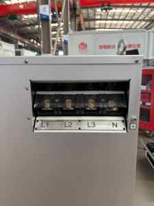Banco de Carga Inteligente de Alta Potencia de 200kW CA, Tipo Portátil, con Carga Trifásica Ajustable - Product Image 5
