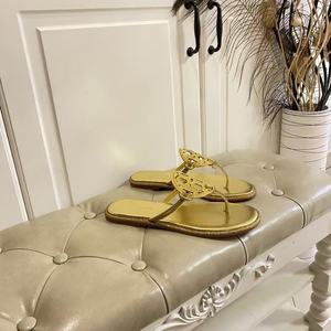 Sandalias de Verano 2026 para Mujer con Pedrería Brillante, Chanclas de Cristal, Pantuflas de Diseño de Moda al por Mayor - Product Image 5