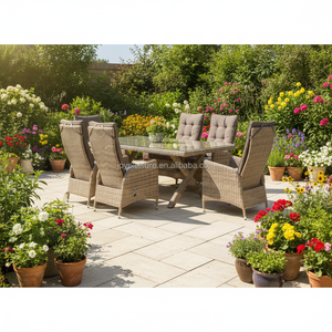 Juego de Comedor de Lujo para Exteriores con Estructura de Ratán y Aluminio, Cubierta de Vidrio, 6 Plazas, Muebles de Jardín Contemporáneos - Product Image 2