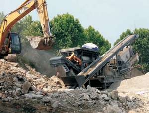 High Efficiency Heavy Duty Primary Mobile Jaw Crusher Plant AC Motor 1-3t/h Mining Quarry Stone Aggregate Crushing Station - Product Image 5