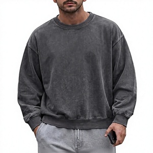 Sweat-shirt ras du cou vintage décontracté pour homme, 100 % coton, 350 GSM, délavage acide, avec logo personnalisé OEM, col et poignets côtelés, collection automne-hiver - Product Image 4