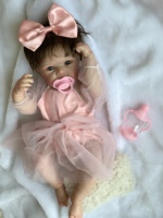 Haute juxtaposition peluches personnalisées Lol Blythe Kid Bebes silicone Reborn poupée peluche moto bandeau Art meubles plaque