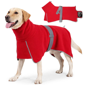 Vente en gros de fournisseur de vêtements pour animaux de compagnie, manteau de cape de sortie ajustable, coupe-vent, chaud et confortable, personnalisé - Product Image 1