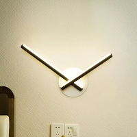 Lampe murale de chevet de chambre à coucher rotative à angle réglable, éclairage LED intérieur, aluminium, bande simple, lampe murale noire et blanche