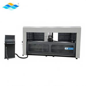 <span class=keywords><strong>Centro</strong></span> mecanizado CNC automático alta precisión y velocidad, con 3 ejes, para la perforación y fresado perfiles aluminio máquina - Product Image 1