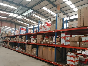 812W41610-0306 SITRAK C7H paraurti anteriore - Product Image 3