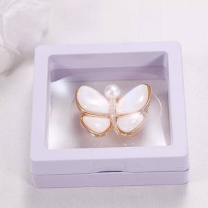 Broches de Moda Femenina de Alta Gama al por Mayor, Exquisita Flor de Pecho con Mariposa Rompiendo el Capullo para un Temperamento Elegante - Product Image 3