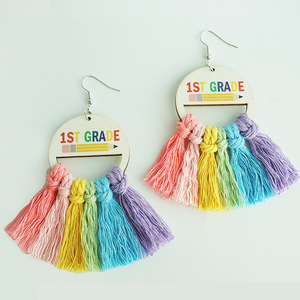 Uionen 2331 Boucles d'oreilles pendantes en bois tendance pour femmes Style géométrique coloré Accessoire de rentrée scolaire - Product Image 4