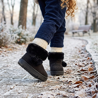 Bottes de neige en daim camel personnalisées pour filles, bottes à la mode pour enfants avec décoration de boules roses