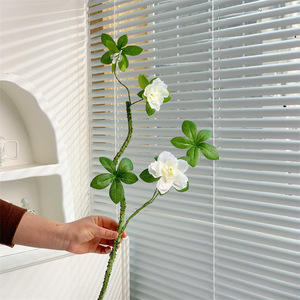 Fleur d'azalée artificielle Muyu Chronicles, branche unique, fleur en soie blanche pour la décoration de la maison - Product Image 2