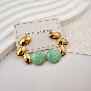 MW Fashion 316L Edelstahl Hypoallergene Emaille-Ohrringe Unregelmäßige Blumen-Herz Damenmode-Schmuck Ohrringe für Partys - Product Image 6