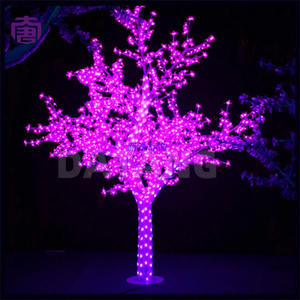 Lumière d'arbre en résine LED attrayante pour Noël, décoration intérieure/extérieure pour événements de mariage, avec indice d'étanchéité IP65, CRI 90 élevé - Product Image 4
