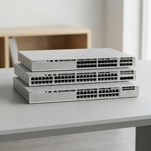 Commutateur Ethernet Gigabit 48 ports C9300-48T-E géré pour les essentiels du réseau - Product Image 3