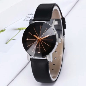 Simple convex curved <b>couple</b> <b>watch</b> with spot leather strap fashionable <b>couple</b> student <b>watch</b> - Product Image 1
