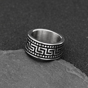 Anillo Retro de Acero Inoxidable con Tótem para Hombre, Anillo Circular Dominante de Moda Masculina - Product Image 2