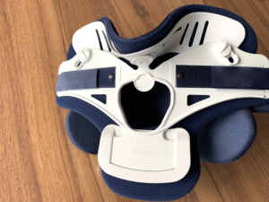 צווארון צוואר הרחם רפואי - תמיכת צוואר חזקה לתיקון יציבה והתאוששות מפציעה עם CR, IOS - Product Image 2