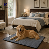 Vente en gros de tapis absorbants pour animaux domestiques, personnalisables, imperméables, à 4 couches, lavables, pour usage intérieur