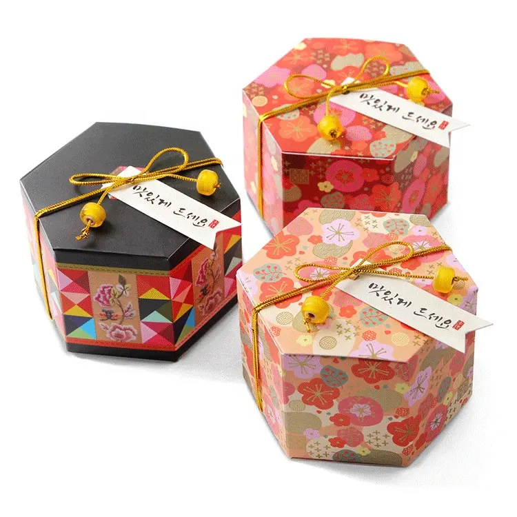 도매 육각형 종이 창조적 인 결혼식 생일 사탕 상자 미니 금도금 매화 꽃 고급 포장 상자 장식