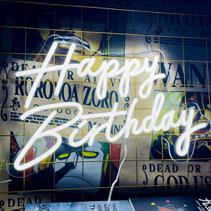 Insegna al Neon LED Personalizzabile con Consegna Rapida, 'Buon Compleanno' in Bianco, per Uffici, Negozi, Case, Hotel, Taxi, Auto, Bar, Centri Commerciali, con Telecomando e Alimentazione DC - Product Image 1